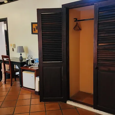Den Hotel Totonou Siem Reap