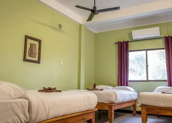 Hotel Den Totonou